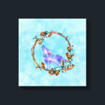 紫色の水の色ウルフとボホリース キャンバスプリント<br><div class="desc">紫色の水色オオカミで構成されたグラフィックイラストレーションを用いたクラシックプリントをハウリングポーズで行う。木の図解入りの、写真付きのリース、結晶、羽やビーズに囲まれた。先住民クールアメリカのモチーフとボホスタイル。</div>