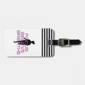 紫色の焦点は呼吸します信じます ラゲッジタグ (正面横)