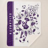 紫色の白いサッカーボールが女の子のスポーツルームをスター シェルパブランケット (正面)