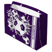 紫色の白いサッカーボールの吹きパーソナライズされた出し ラージペーパーバッグ (裏面アングル)