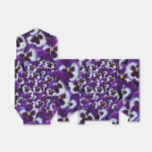 紫色の白いパンジーのクラスタ：調和のとれた恵み フェイバーボックス (折り畳みなし)