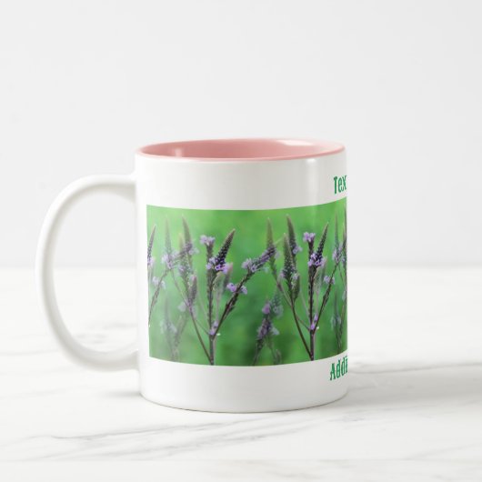 紫色の空の花が増パーソナライズされたえた ツートーンマグカップ (左)