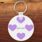 紫色の絵文字ハートと「Your Name Here」 キーホルダー (正面)