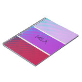 紫色の美しいスペクトル ノートブック (左側)