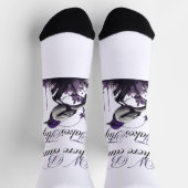 紫色の羽毛の鳥と植物 | 静謐な芸術 ソックス (上部)