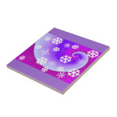 紫色の背景で踊る雪の結晶 タイル (側面)