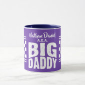 紫色の背景に白文字でお名前入りBig Daddy マグカップ (中央)