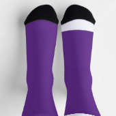 紫色の背景に ソックス (上部)
