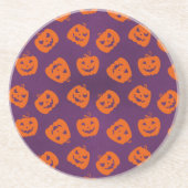 紫色の背景パターン上のハロウィーンカボチャ コースター (正面)