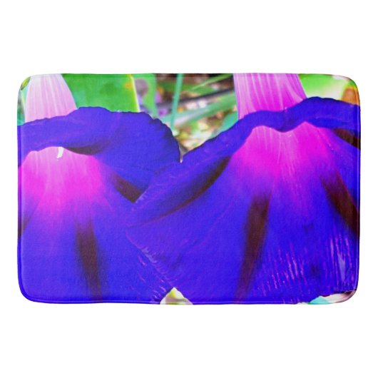 紫色の花が付いた美しいバスルーム・マット バスマット (正面)