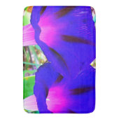 紫色の花が付いた美しいバスルーム・マット バスマット (正面縦)