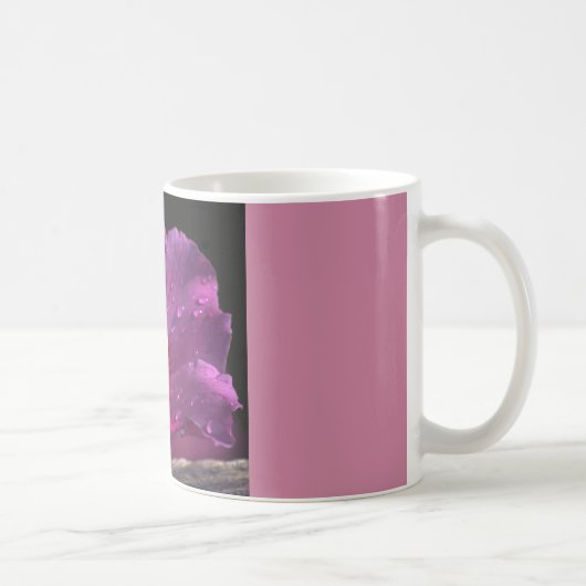 紫色の花が付いているコーヒー・マグ コーヒーマグカップ (右)