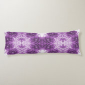 紫色の花が咲く抱き枕 ボディピロー (裏面)