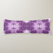 紫色の花が咲く抱き枕 ボディピロー (正面)
