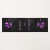 紫色の花とパーソナライズされた引用文 ヨガマット (裏面(横))