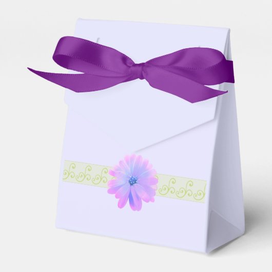 紫色の花のスクロールデザイン フェイバーボックス (正面サイド)