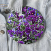 紫色の花のフィールド8420パンジー 缶バッジ (インサイチュ)