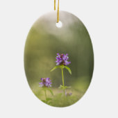 紫色の花の自然写真 セラミックオーナメント (裏面)