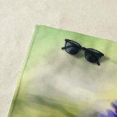 紫色の花の蝶 ビーチタオル (インサイチュ)