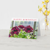 紫色の花の近くの誕生日カード カード (黄色い花)