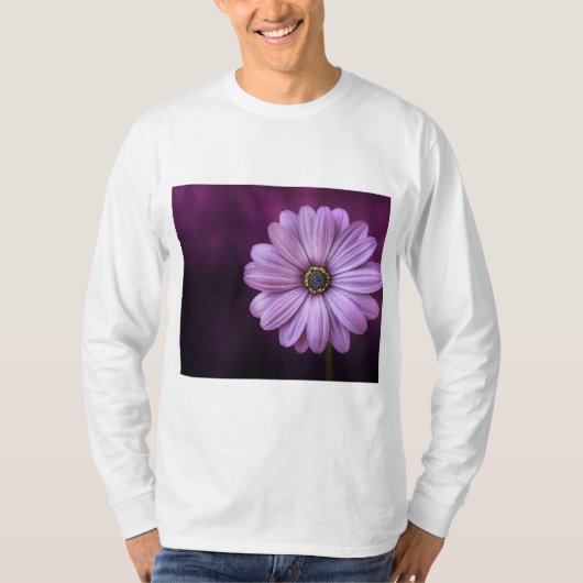紫色の花の開花 Tシャツ (正面)