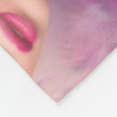 紫色の花を持つファンタジー フリースブランケット (角)