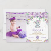 紫色の花象の第1誕生日の女の子の写真 招待状 (正面)