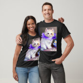 紫色の花首付き白絵画猫 Tシャツ (ユニセックス)