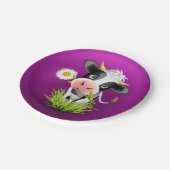 紫色の草の中の可愛いホルスタイン牛 ペーパープレート (アングル)