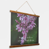 紫色の薄紫の花は雨のタペストリぶら下がったーの後に 吊り下げ型タペストリー (傾斜あり)