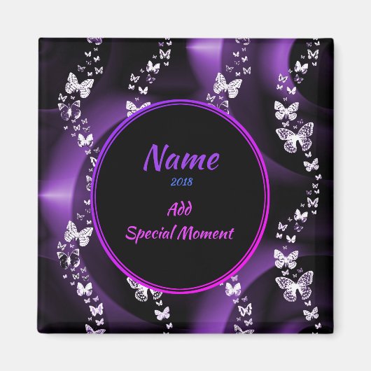 紫色の蝶の渦巻き旋回、名前と日付の追加 マグネット (正面)