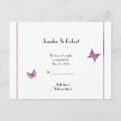 紫色の蝶ハート結婚式RSVPはがき インビテーションポストカード (正面)