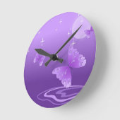 紫色の蝶動物美しい愛運命 ラウンド壁時計 (傾斜)