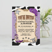 紫色の西部の女性のカーボーイの誕生会 招待状 (スタンド正面)