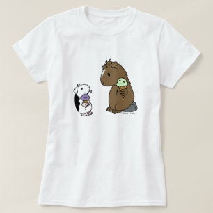 紫色の豚のようなアイスクリーム Tシャツ