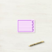 紫色の足のプリントのポスト・イット ポストイット (デスク上)