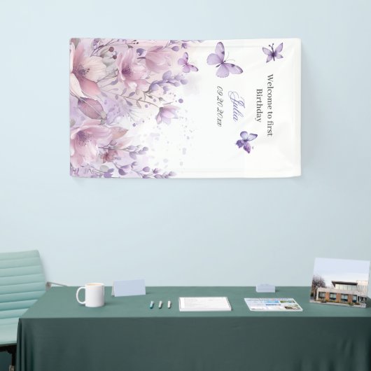 紫色の野草蝶ガールの最初の誕生日 横断幕 (トレードショー)