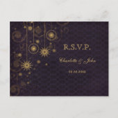 紫色の金ゴールド素朴な雪片ウィンターウェディングRSVP インビテーションポストカード (正面)