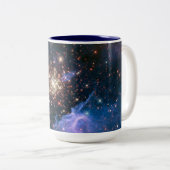 紫色の銀河系の星明かりの空の超新星の天文学の宇宙 ツートーンマグカップ (正面右)