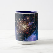 紫色の銀河系の星明かりの空の超新星の天文学の宇宙 ツートーンマグカップ (中央)