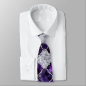 紫色の集りおよび銀が付いている東洋パターン ネクタイ (タイ)