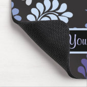 紫色の青い花のモノグラムパターン マウスパッド (コーナー)