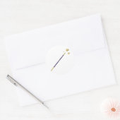 紫色の魔法の杖と3つの黄金の星 ラウンドシール (封筒)