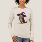 紫色の魔法使い帽子をかぶった愛らしい犬 トライブレンドＴシャツ (正面)