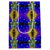 紫色の黄色の虹の上の蝶 ミディアムペーパーバッグ (裏面)