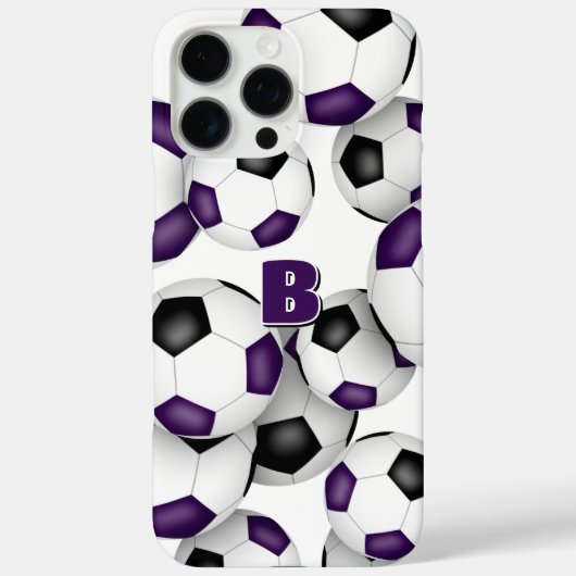 紫色の黒いサッカーボールの束モノグラムの Case-Mate iPhoneケース (裏面)