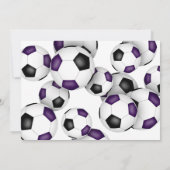 紫色の黒いチームカラーサッカーボールスポーツパーティー 招待状 (裏面)
