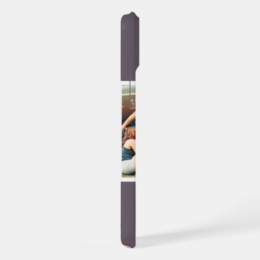 紫色の3つの写真のデザイン編集可能なカラーモノグラム iPhoneケース (右側面)