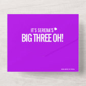 紫色の3写真30th大きな3ああ誕生日パーティー オールインワン招待状 (裏面)