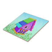 紫色のAフレームバードハウスタイルとトライベット タイル (側面)